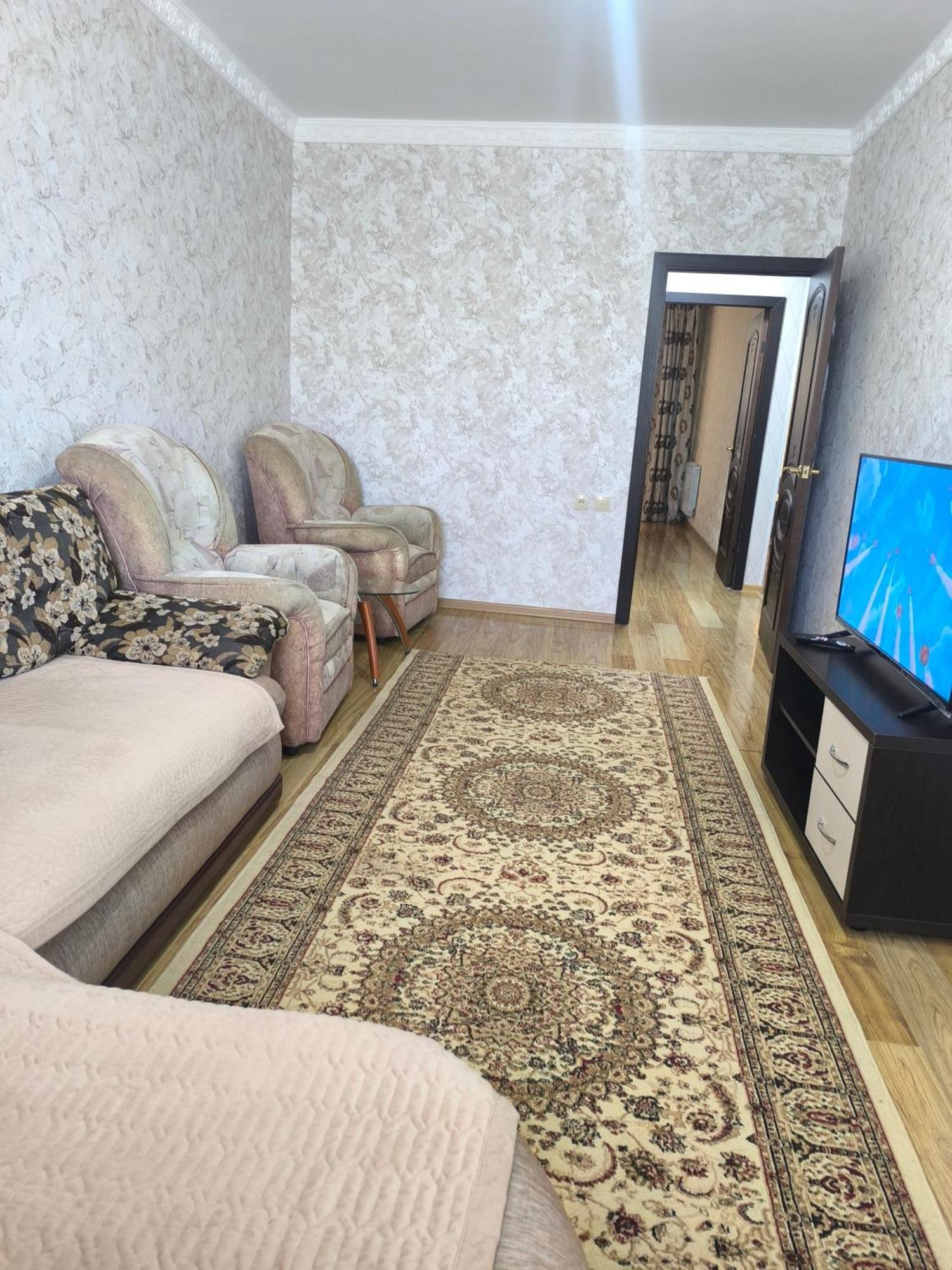 Apartment In 7 Mikrorayon Aqtau Esterno foto